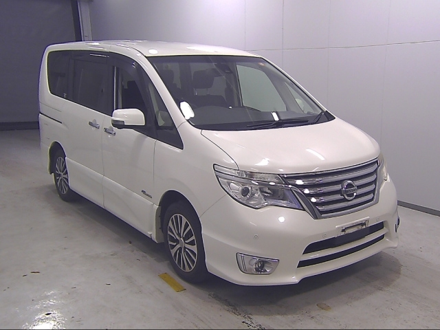 NISSAN SERENA 2015