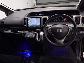 HONDA STEP WAGON 2012