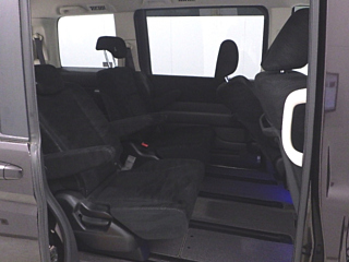 HONDA STEP WAGON 2012