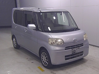DAIHATSU TANTO 2009