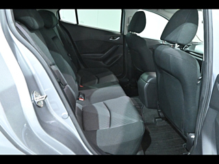 MAZDA AXELA 2015