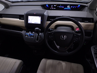 HONDA FREED 2017