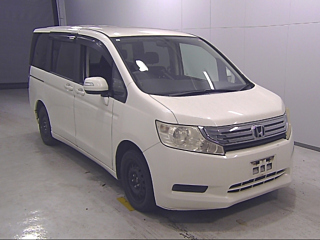 HONDA STEP WAGON 2010