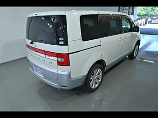 MITSUBISHI DELICA D5 2008