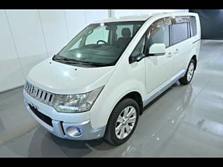 MITSUBISHI DELICA D5 2008