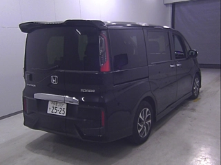 HONDA STEP WAGON 2017