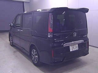 HONDA STEP WAGON 2017