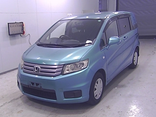HONDA FREED 2011
