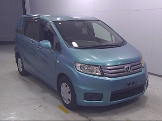 HONDA FREED 2011