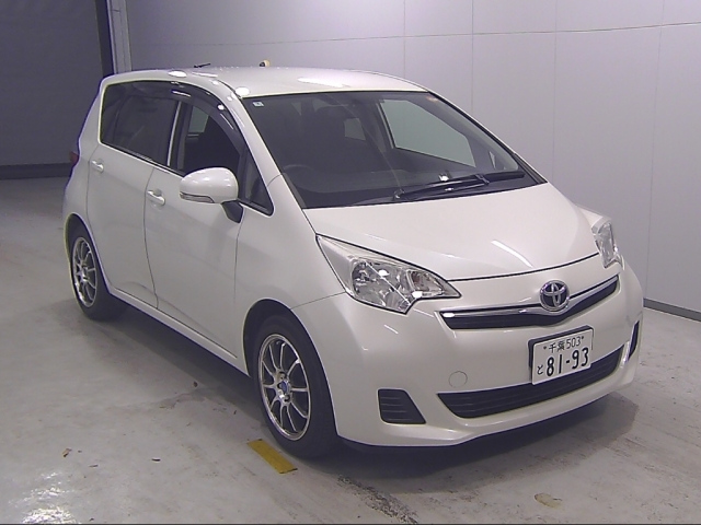 TOYOTA RACTIS 2012