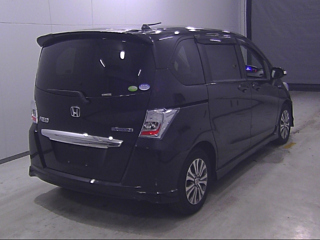 HONDA FREED 2011