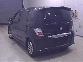 HONDA FREED 2011