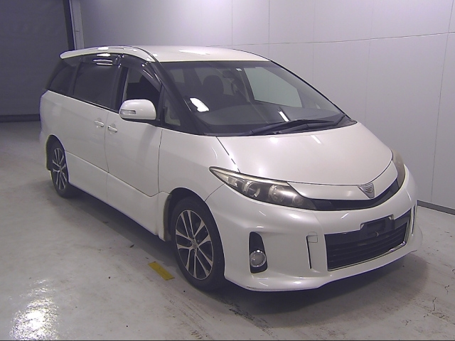 TOYOTA ESTIMA 2013