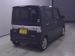 DAIHATSU TANTO 2013