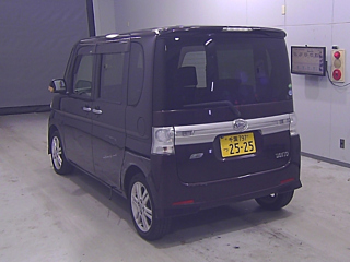 DAIHATSU TANTO 2013