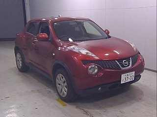 NISSAN JUKE 2012