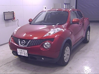 NISSAN JUKE 2012