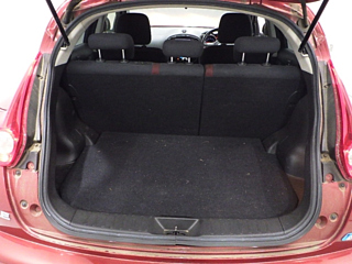 NISSAN JUKE 2012