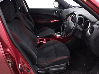 NISSAN JUKE 2012