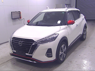NISSAN KIX 2020