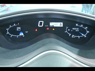 NISSAN SERENA 2013