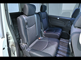 NISSAN SERENA 2013
