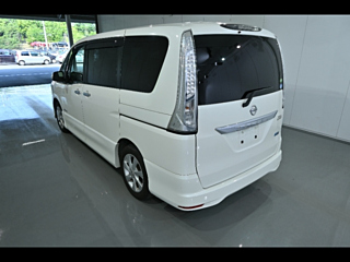 NISSAN SERENA 2013