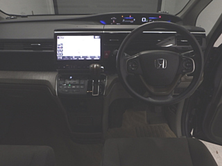 HONDA STEP WAGON 2016
