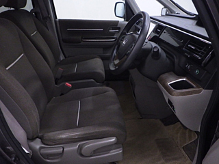 HONDA STEP WAGON 2016