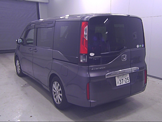 HONDA STEP WAGON 2016