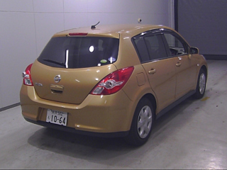 NISSAN TIIDA 2012