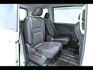 NISSAN SERENA 2016