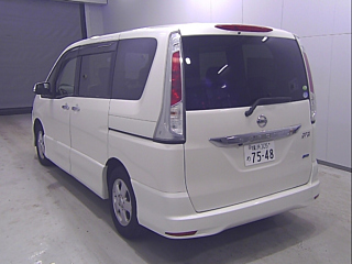 NISSAN SERENA 2011