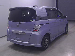 HONDA FREED 2012