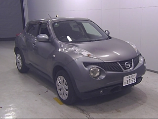 NISSAN JUKE 2011