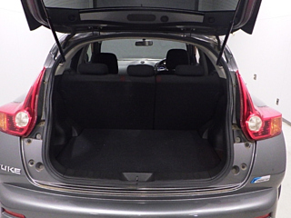 NISSAN JUKE 2011