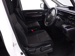 HONDA STEP WAGON 2015