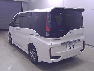 HONDA STEP WAGON 2015