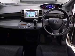 HONDA FREED 2012