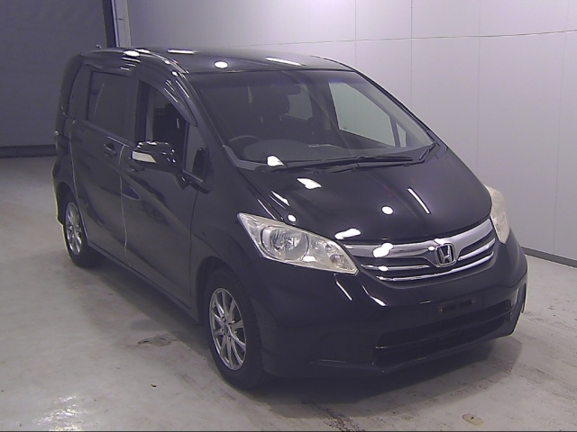 HONDA FREED 2012