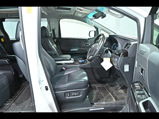 TOYOTA VELLFIRE 2014
