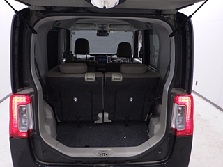 DAIHATSU TANTO 2018