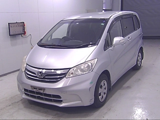 HONDA FREED 2012