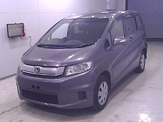 HONDA FREED 2016