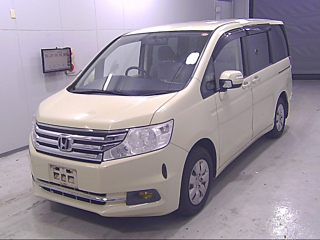 HONDA STEP WAGON 2013