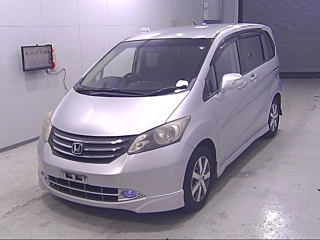 HONDA FREED 2009