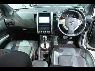 NISSAN X-TRAIL 2012