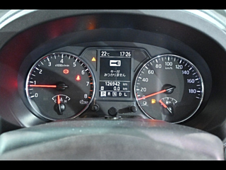 NISSAN X-TRAIL 2012