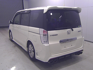 HONDA STEP WAGON 2010