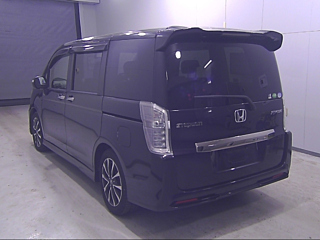 HONDA STEP WAGON 2013